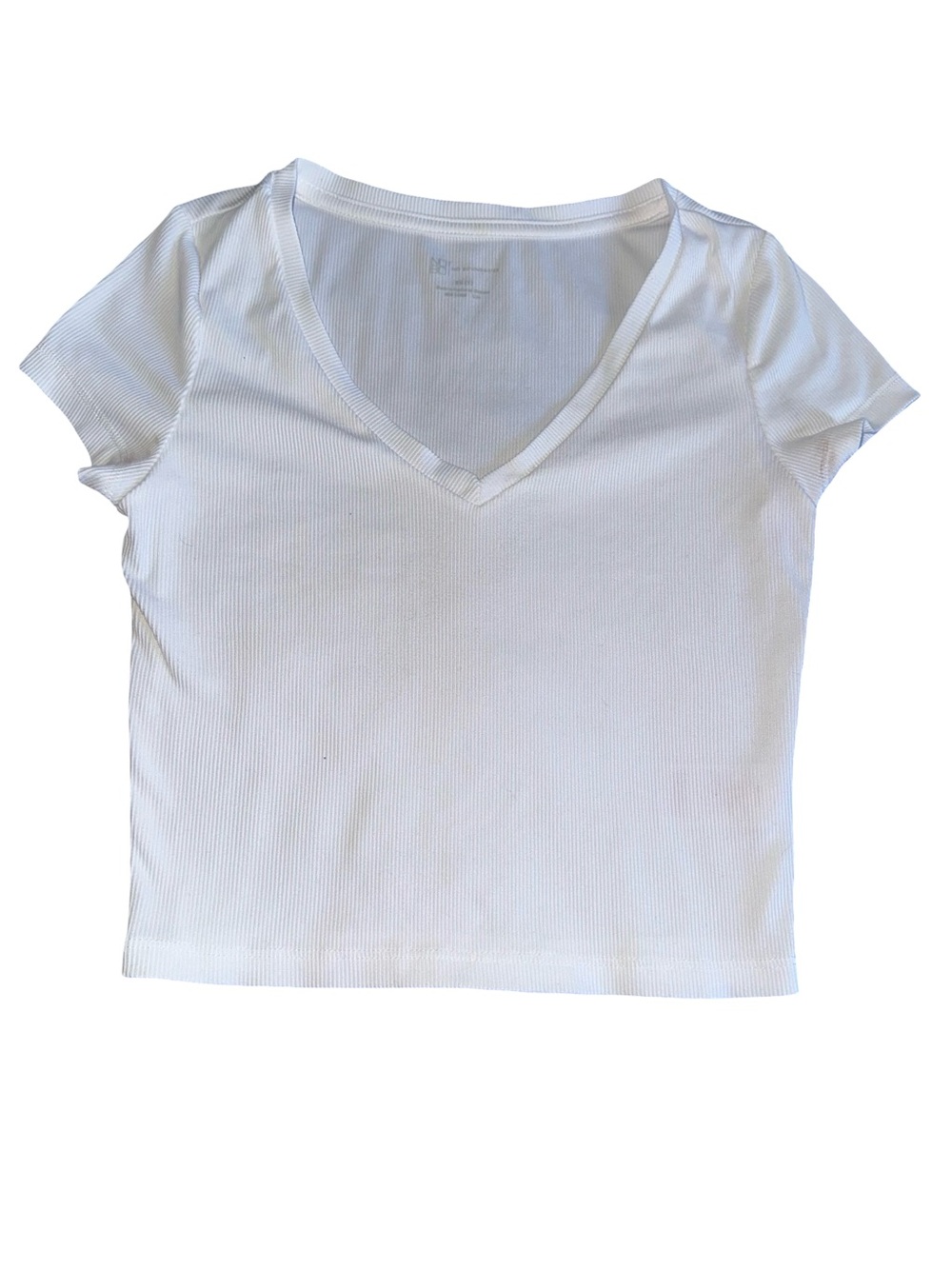 No Boundaries White Ribbed V-Neck Short Sleeve Top